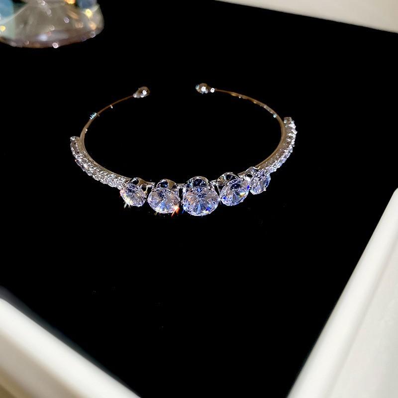 Super Flash Zircon Round Heart-shaped Flower Multi-layer Open Bracelet Exquisite and Beautiful Bracelet Light Luxury Jewelry Women