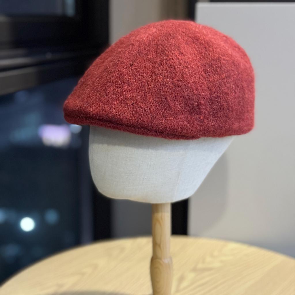 Embroidered Letter R Shaped Beret Hat for Women in Autumn and Winter Cashmere Blend Warm Reverse Wear Forward Hat