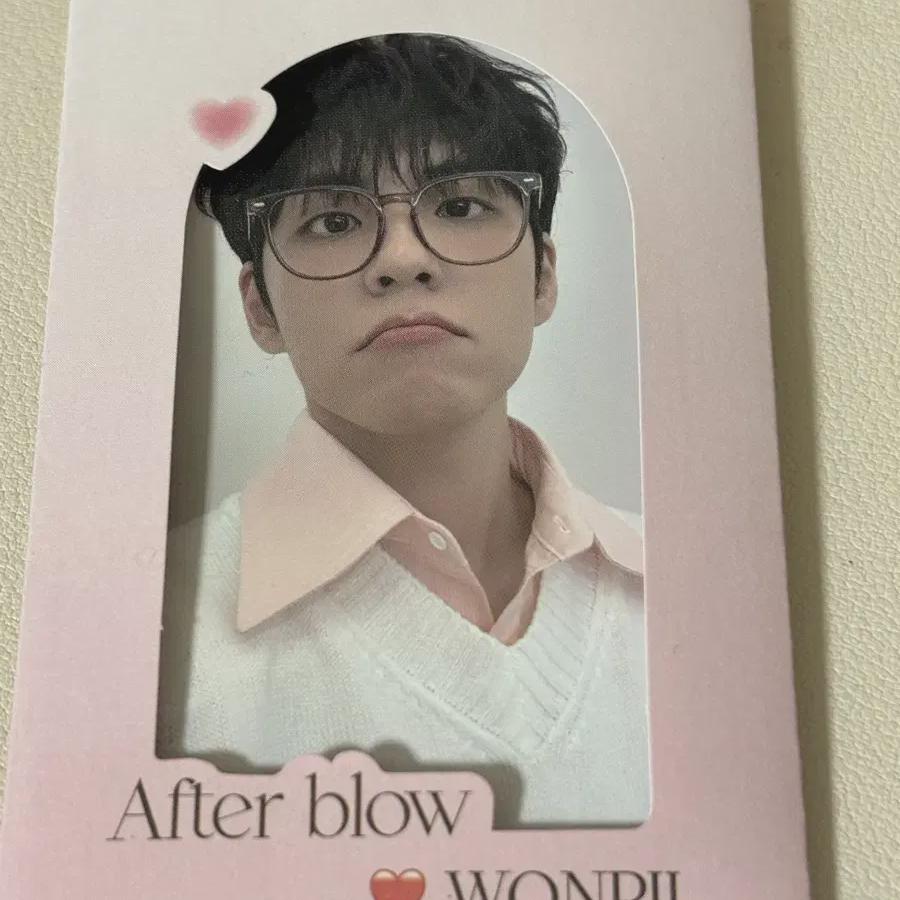 

After Blow Wonpil Glasses Photocard