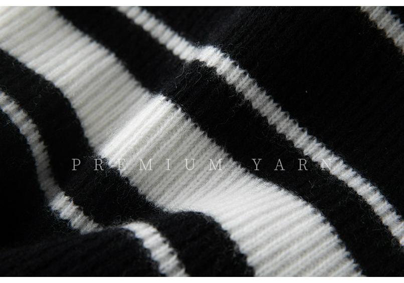 Women's Cashmere Color Block Striped Buttoned Polo Knit Top
