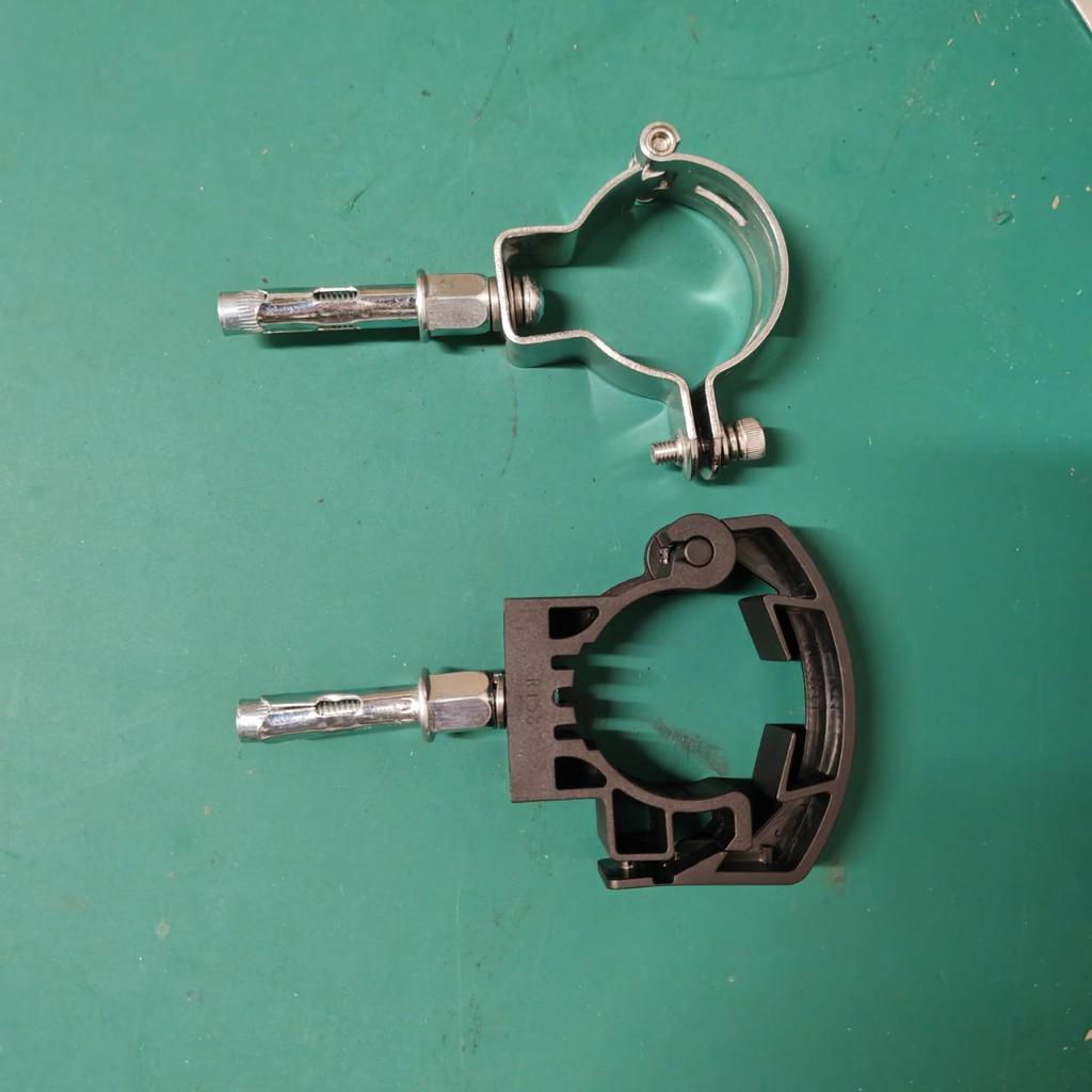 13/8 Leaky Cable Clamp, 304 Stainless Steel, Wall-Mounted Feeder, Ordinary Type