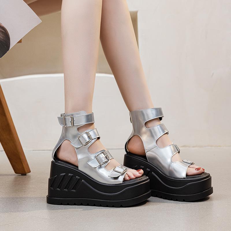 Summer New Roman Style Platform Sandals 2025 New Women's Niche Design Open-toe Buckle Sandals Tide