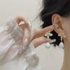 Explosive light luxury earrings, fashionable and elegant imitation pearl jewelry, design dripping oil flower earrings