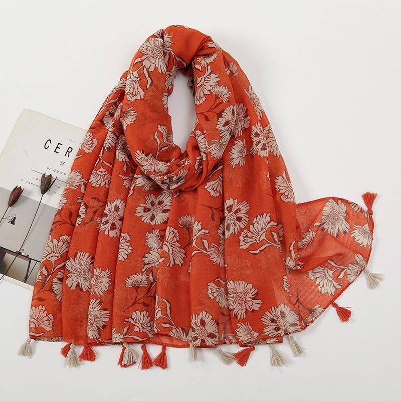Spring and Autumn New Bali Yarn Tassel Retro Printed Geometric Scarf Versatile Fashion Travel Sunscreen Shawl Silk Scarf Women