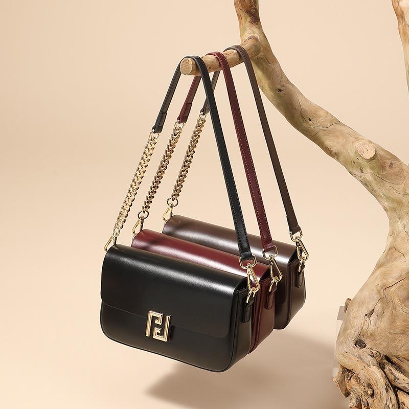 Leather High-end Small Bag Spring New Women's Bag Popular Versatile Messenger Bag Temperament Small Square Bag