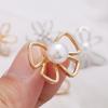 High-End No-Sew Clover Bow Brooch for Shirt Collars