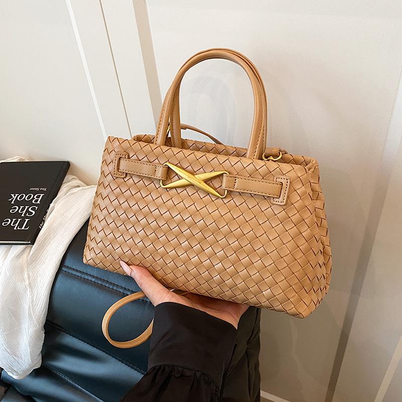 New French woven bag femininity versatile commuter handbag metal bow shoulder messenger bag