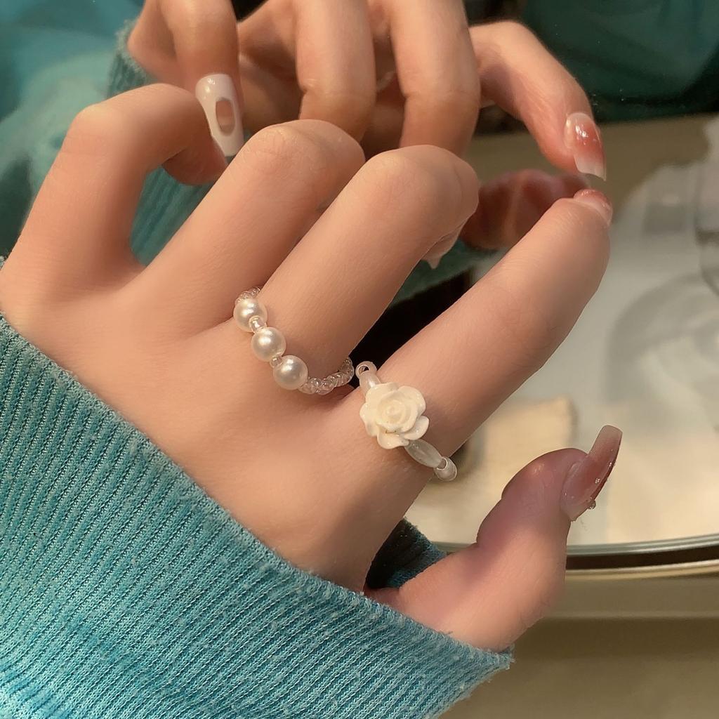 Early Spring Flower Ring Female Niche Design High Sense Sweet Versatile Handmade Beaded Two-piece Ring Set Female