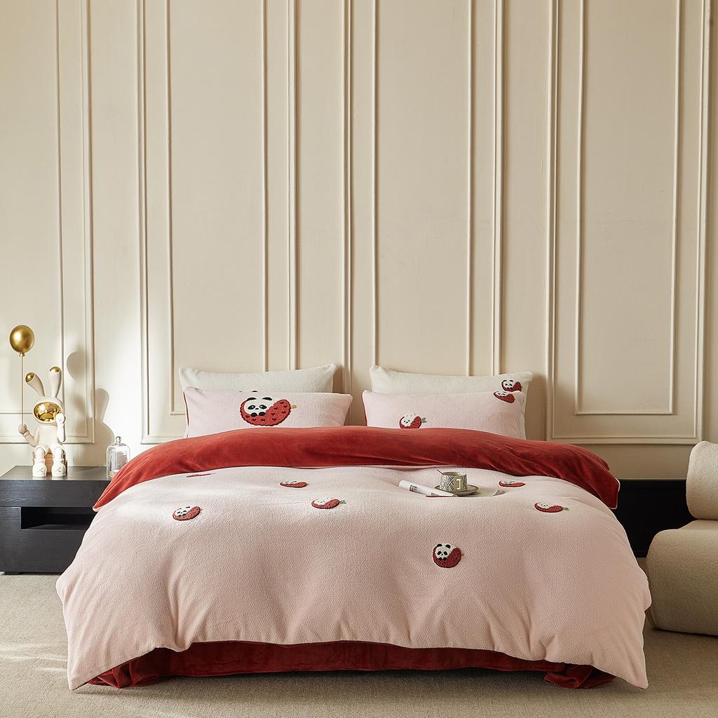 High-End Thickened Milk Fleece Four-Piece Set Double-Sided Fleece Warm Baby Fleece Bed Sheet Quilt Cover Towel Embroidery Three