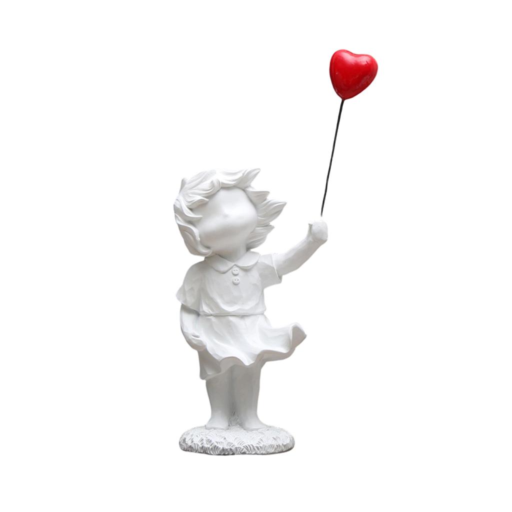 Artistic Sculpture Desktop Ornaments, Resin Children And Heart Shaped Decorations, Suitable For Home, And Bookshelf Decoration.