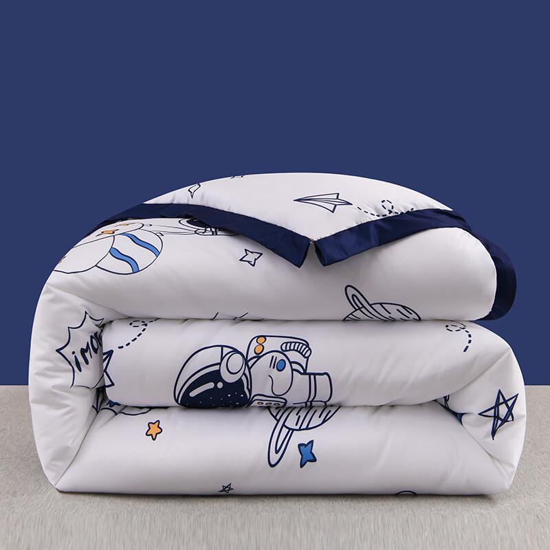 Oeny Space Dream A All-Season Quilt