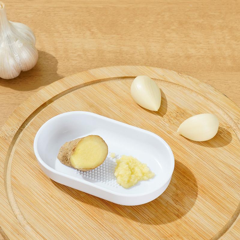 

Ручная чеснокодавилка для имбиря Современный простой кухонный инструмент для детского питания фруктов белый