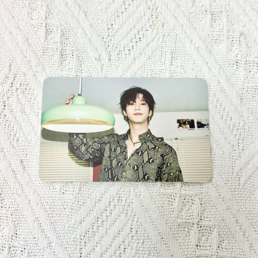 

[USED] OnlyOneOf Nine unknown art pics 1.0 trading card