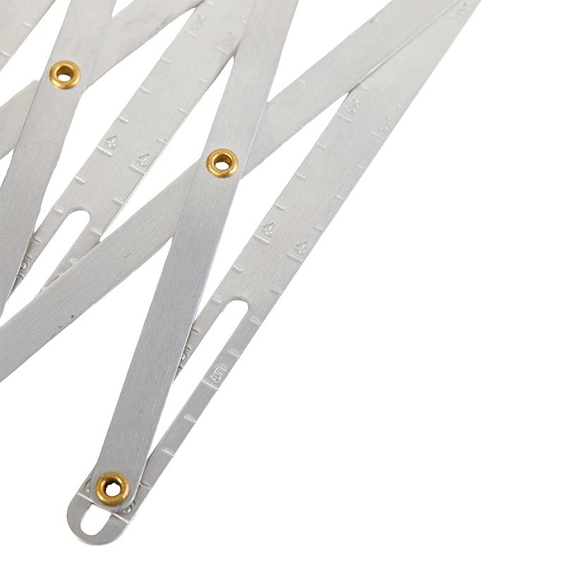 Rozteč knoflíkových dírek Rozšiřující řemeslnické vodítko Pravítko Šicí měřidlo Stejnoměrné měření