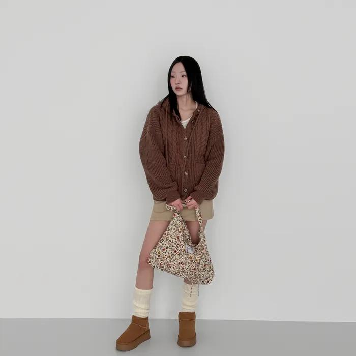 All-Season Oxford Graphic Shoulder Bag _ [Honey Floral]