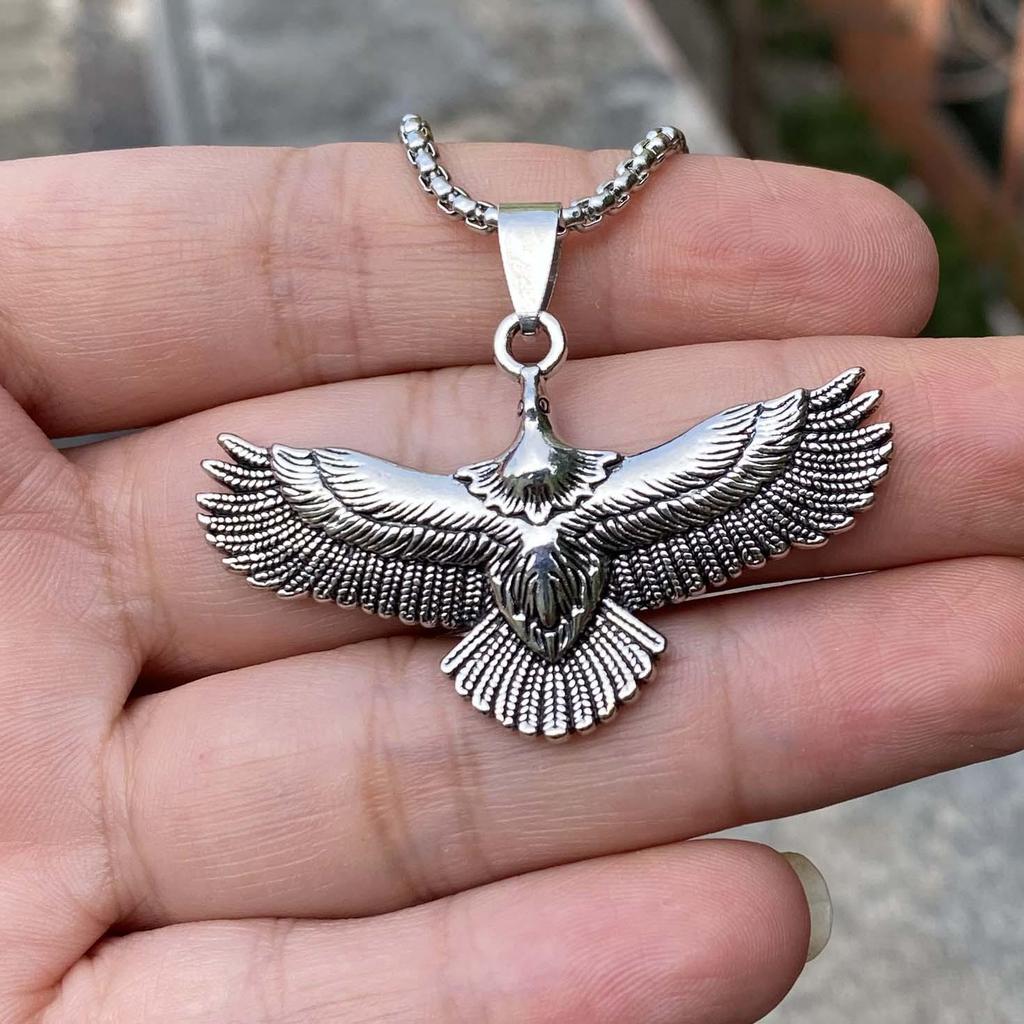 Retro Ethnic Eagle Feather Pendant Necklace for Men & Women - Trendy Stainless Steel Accessory