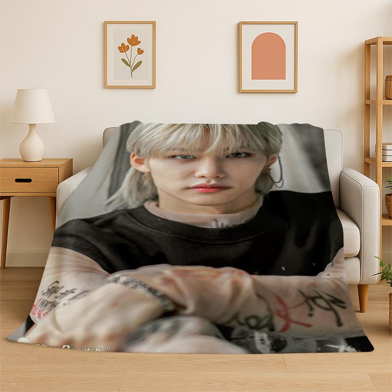 Kpop Felix Stray Kids Coperta in Flanella Morbida Calda per Camera da Letto Soggiorno Letto Viaggio Campeggio Picnic Regalo