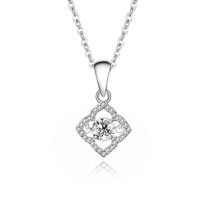 

Korean-Style Moissanite Dancing Heart Clover Necklace in 925 Silver 925 Silver