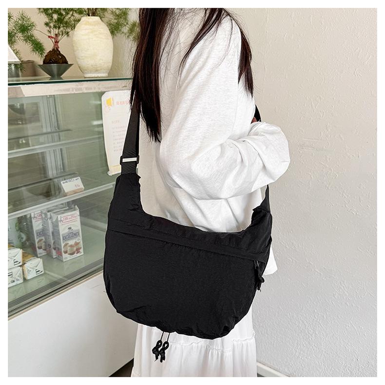 Japanese-Style Nylon Dumpling Bag - Large Capacity Youth Trend Crossbody and Shoulder Bag
