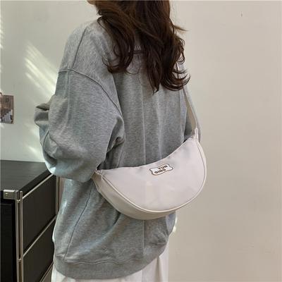 Stor kapasitet nylon skulderveske student uformell allsidig dumplingveske motetrend enkel messenger bag