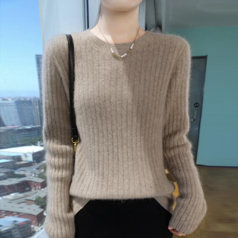 

Women s Slimming Vertical Striped Knitted Sweater - Round Neck, Soft Velvet, Autumn/Winter Style XL (65-75 kg)