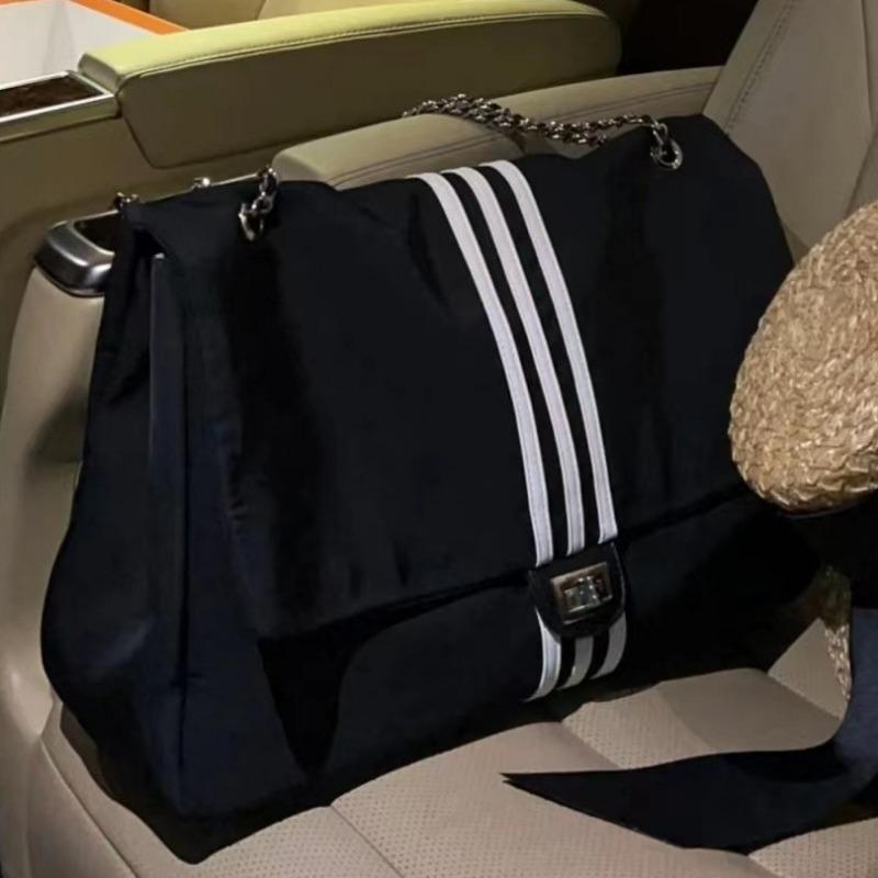 Single-shoulder Crossbody Messenger Bag Simple and Versatile Large-capacity Chain Color-blocked Bag Casually