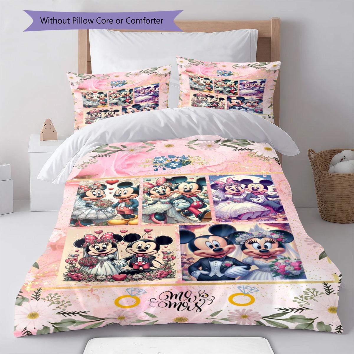 

A Sweet and Cool Glittery Minnie Mouse Themed Bedding Set Is The Perfect Choice To Decorate Child s Bedroom Comfortable and Warm 135x200cm