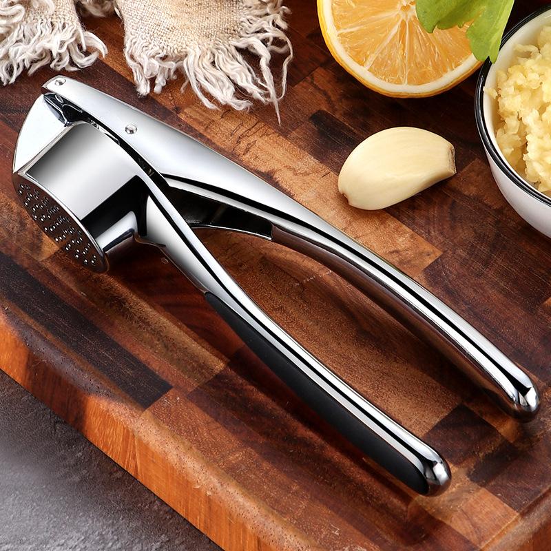 Professional Zinc Alloy Garlic Press Heavy Duty Stainless Steel Easy to Clean Kitchen Tool for Home and Restaurant Use