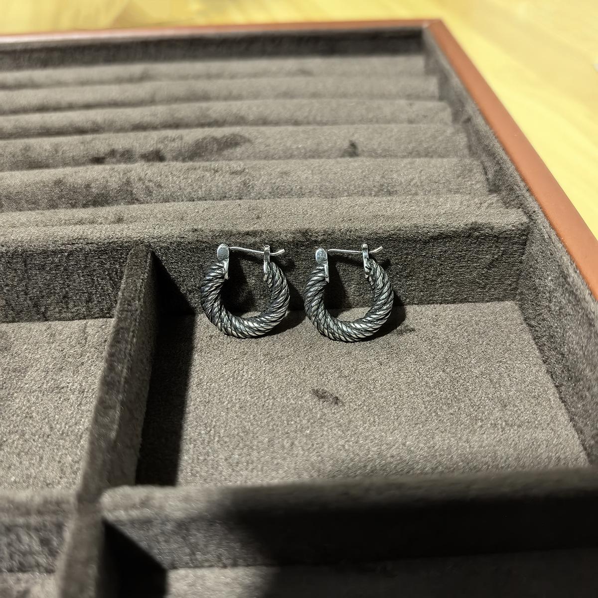 

Retro Twisted Ring Earrings Women s Niche Distressed Design Light Luxury High-end Back-to-school Ambience Fashion Personality Daily Jewelry