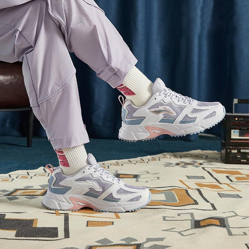 Li Ning Comfortable Fabric Cushioning Slip Resistant Abrasion Resistant Breathable Low Top Casual Running Shoes Women's ARLQ004-2