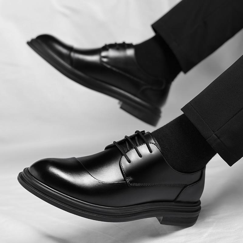 Fashion Men's Leather Lace-Up Oxford Shoes Classic Formal Business Dress Shoes Comfortable Slip-Resistant Flats New Male Wedding Shoes