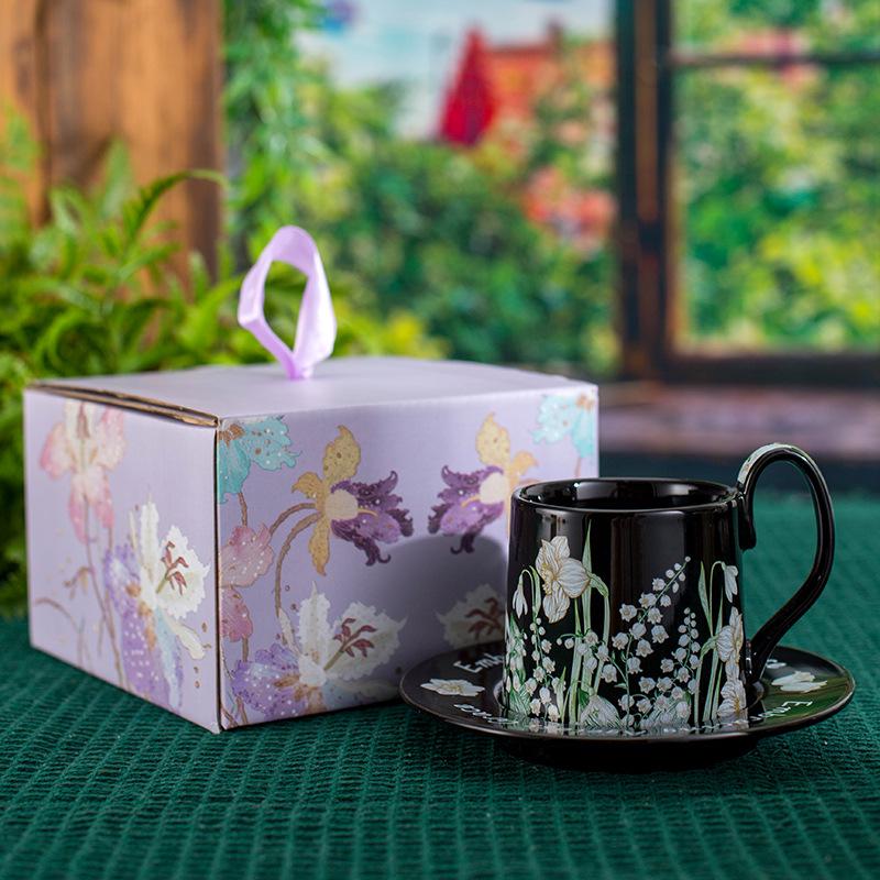 

European High-End Ceramic Coffee Cup: Elegant, Luxury Design with High Handle and Exquisite Flower Accents. 230ml