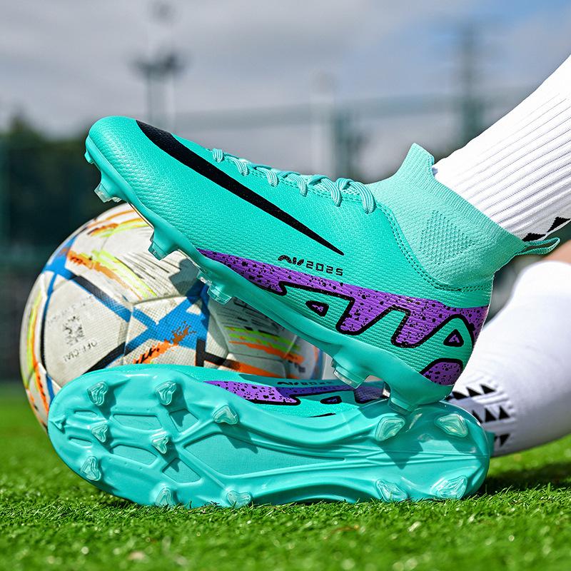 Ronaldo Assassin's New High-top Football Shoes Men's Broken Nails Children's Boys and Girls Adult Velvet Warm Training Shoes