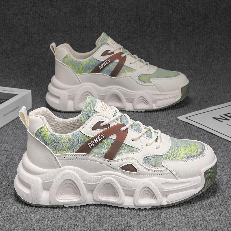 Summer new outdoor mesh breathable casual sports shoes student thick-soled heightening dad shoes