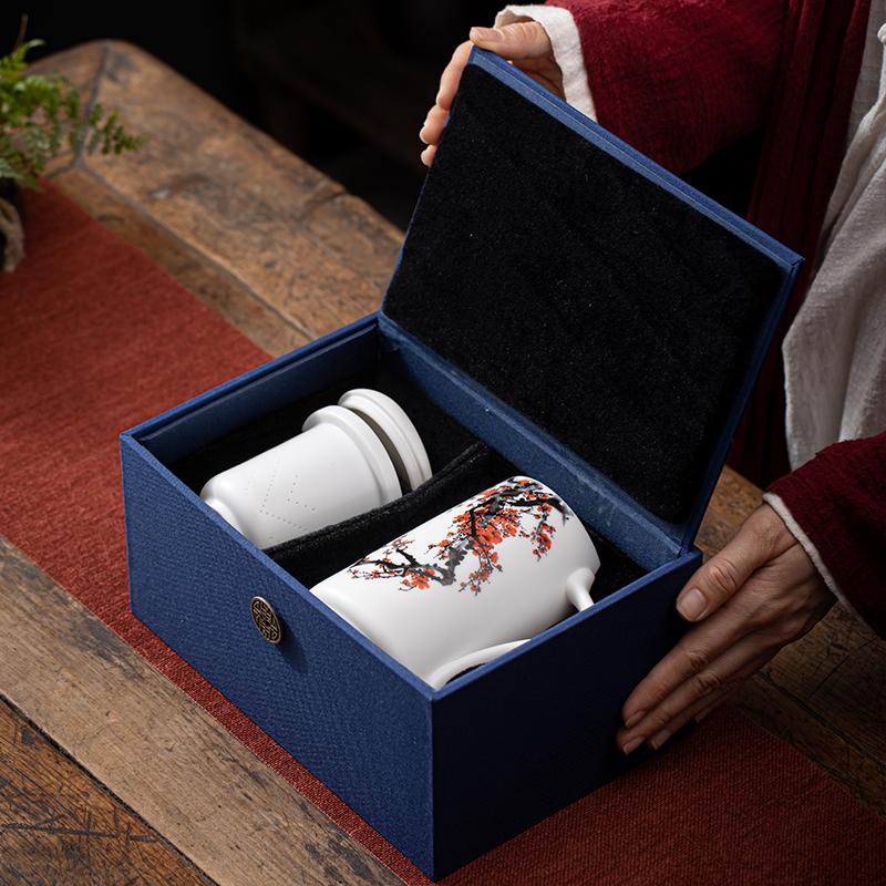 Mug with Lid Large Capacity Letter Creative Ceramic Water Cup Tea Cup Office Cup Customized Mutton Fat Jade Overglazed Color