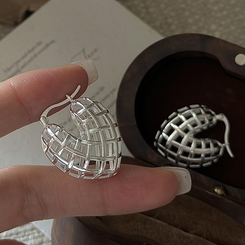 

925 Sterling Silver Vintage Earrings For Women Trendy Simple Hollow Heart Earring Jewelry Prevent Allergy Party Accessories