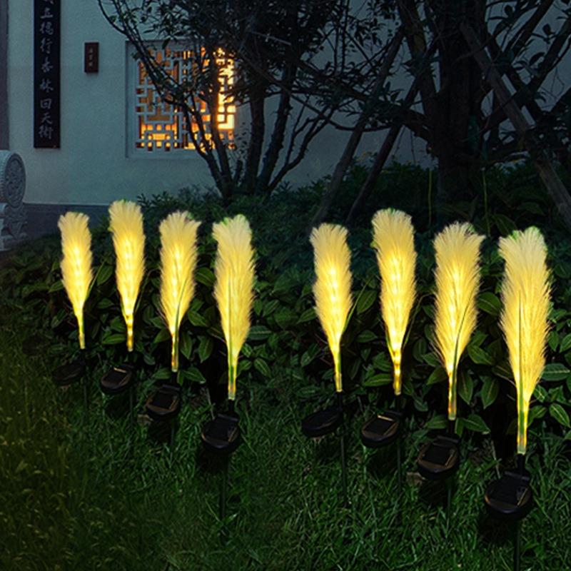 Solar Powered Reed Shaped Light Waterproof Outdoor Courtyard Lamp for Garden Park Road Courtyard Lawn Patio Decor Lighting