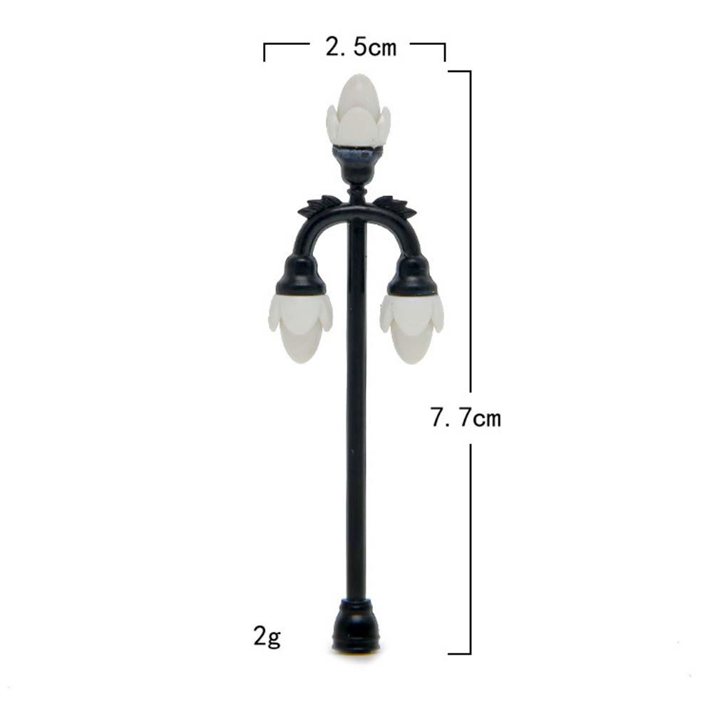 Retro Mini Street Lamp Miniature Garden Ornament Streetlight Figurines Fairy Garden Decoration Resin Craft Micro Landscaping