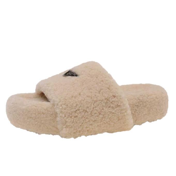 Thick-soled Fluffy Slippers Women's Outer Wear 2025 New Autumn and Winter Fluffy White Fluffy Shoes Internet Celebrity Super Fire Cotton Drag