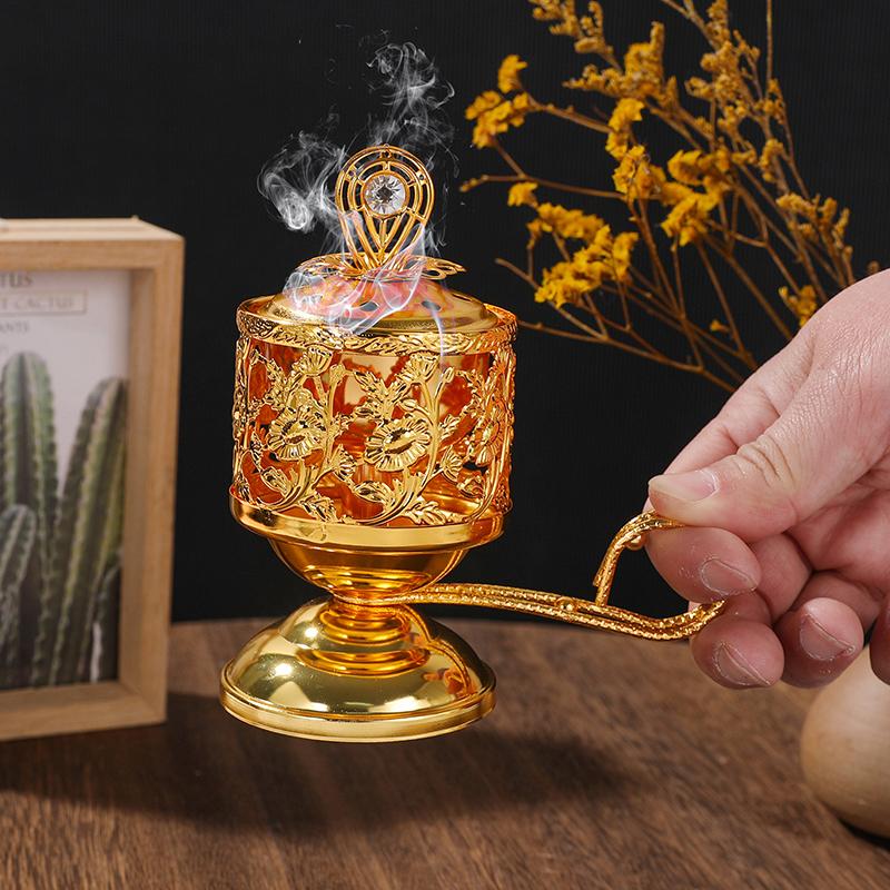 Retro Exquisite Incense Burner Aromatherapy Sandalwood Burner Ornament Handheld Incense Burner Home Desktop Decoration