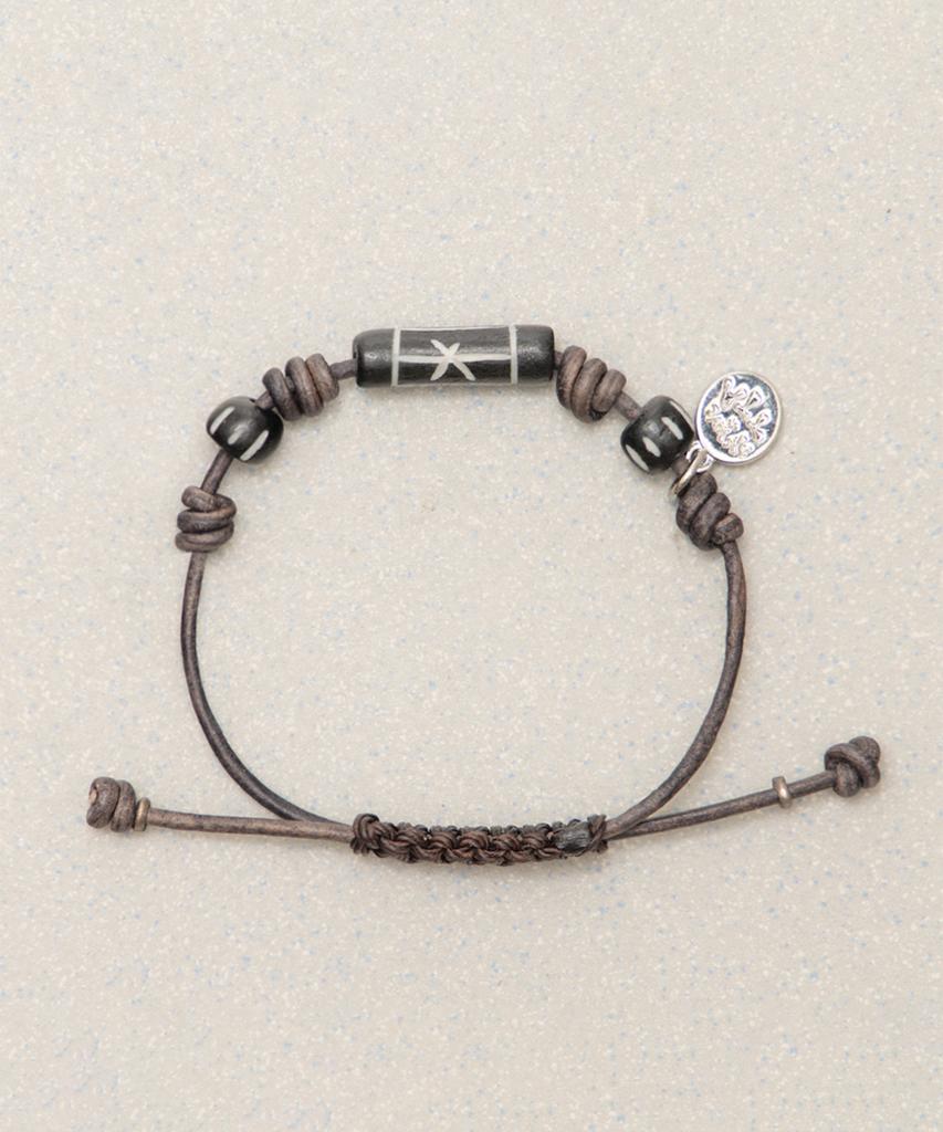 Towtow Archive Praying Bracelet Black