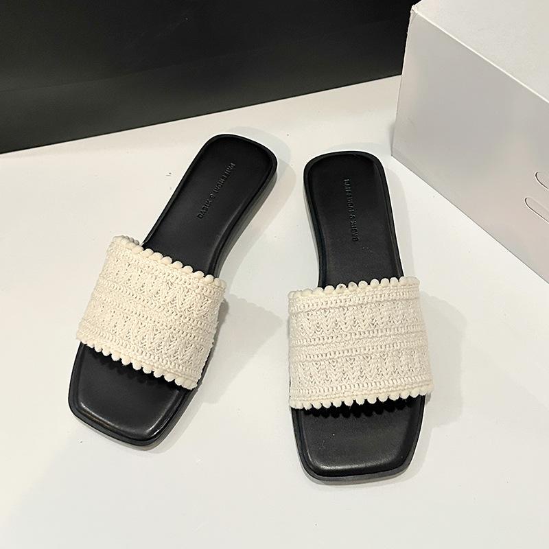 

Fashion 2025 Summer Korean Single Strap Flat Sandals Slip-On Casual Beach Slides for Vacation Outdoor Wear Versatile Chic Resort Sandals 35