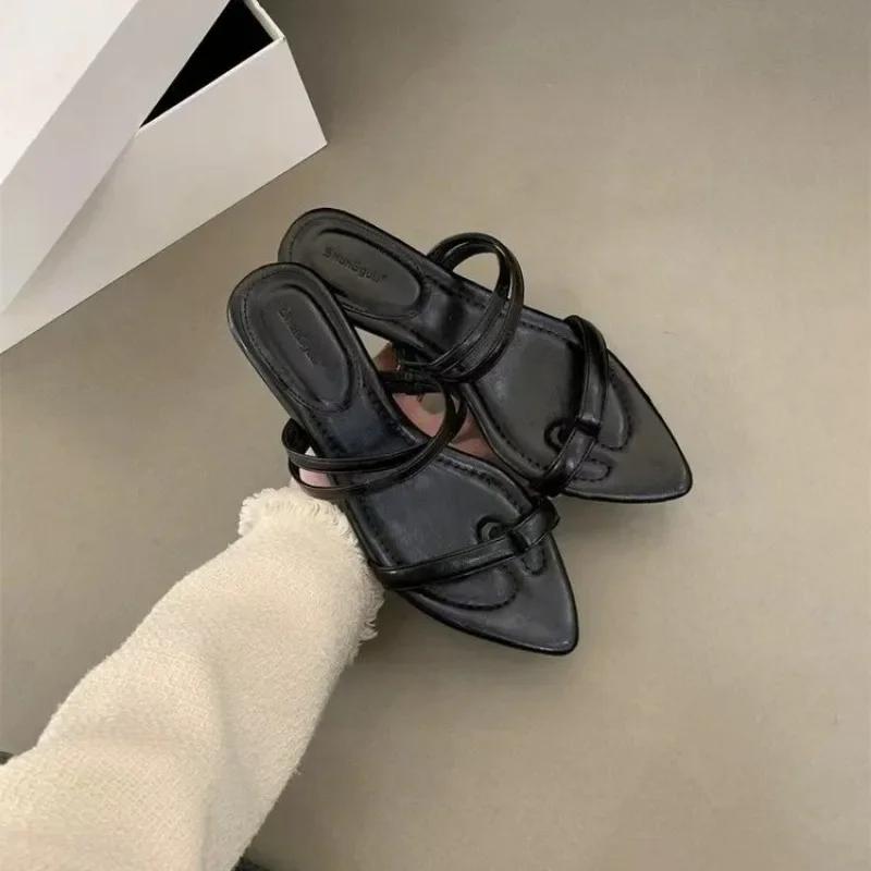 2024 New Women's Shoes Summer Fashion Women's Slippers Slip-On Low Heel Rubber Women's Shoes Solid Color Glossy Flat Shoes