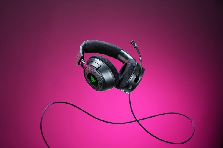 Razer Kraken V4 X Wired Gaming Headset, Black