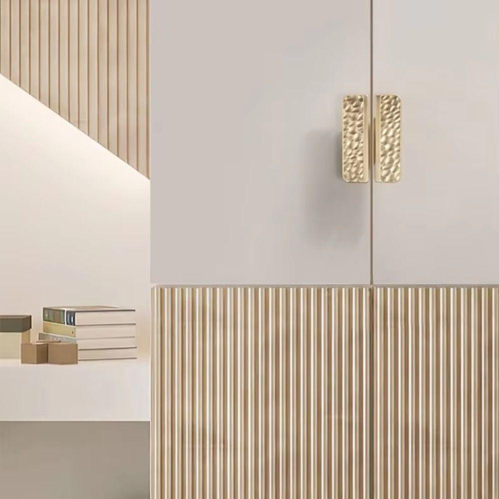 Jedinečný designové linie Tlačně-tahový dveřní úchyt Retro úchyt na skříňku Zásuvka