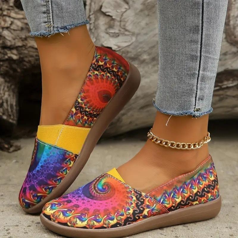 Plus Size Women's Flats Colorful Round-Toe Ethnic-Style Low-Cut Shoes Graffiti-Print Casual Versatile Shoes