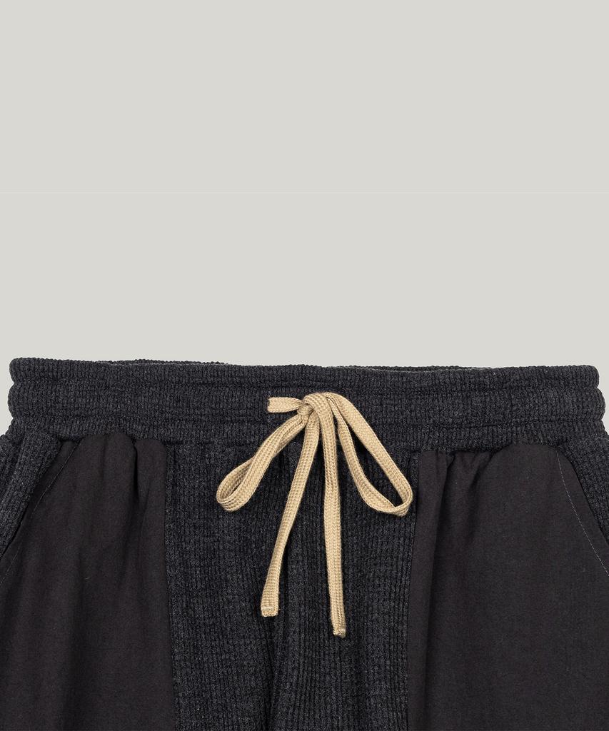 Peullojeulum Round Panel Jogger Pants [Charcoal]