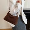 Lamb Wool Bag Women'S Fashion Retro Shoulder Messenger Bag Niche Design Tote Bag