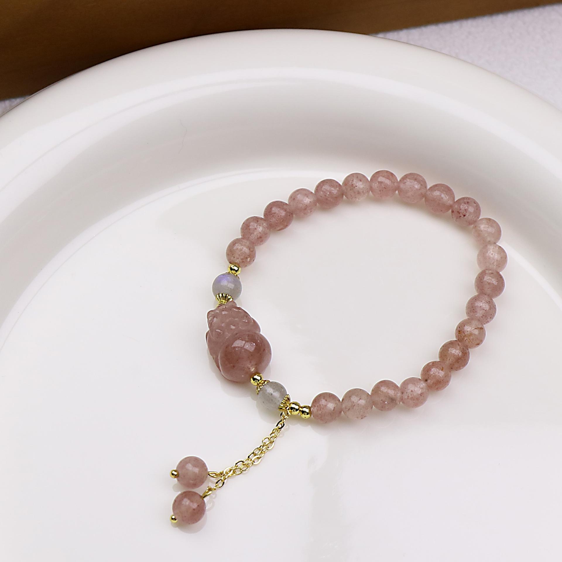 

Women s Luxury Strawberry Pink Crystal Pixiu Beaded Bracelet – Versatile, Exquisite Hand Jewelry