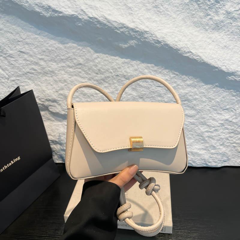 Urban Commuting Temperament Versatile Women's Handbag Spring New Product Simple Solid Color Premium Shoulder Messenger Bag